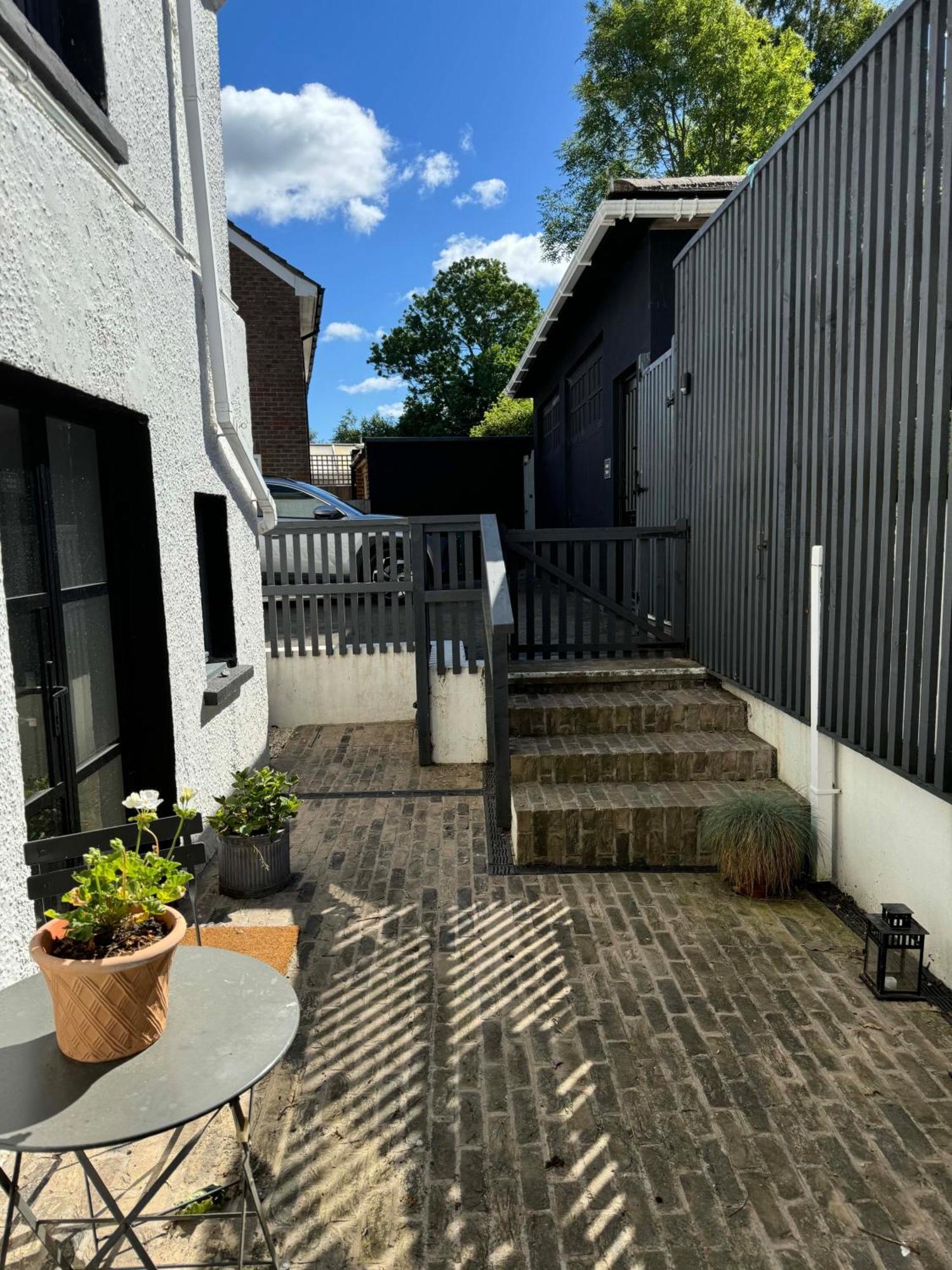 Artists Hideaway Apartment Battle Exterior photo
